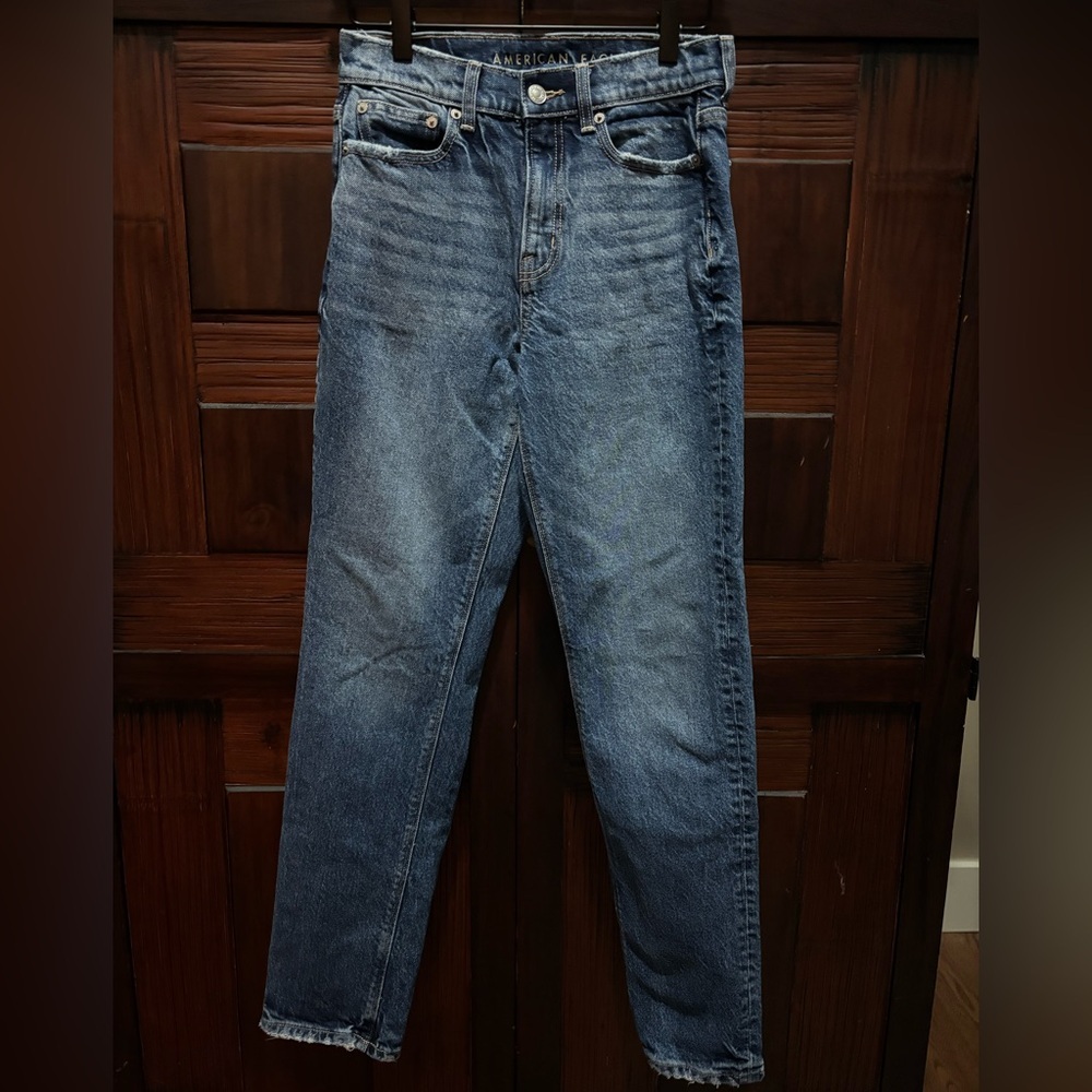 American Eagle Outfitters High Rise Blue Jeans - Picture 3 of 10